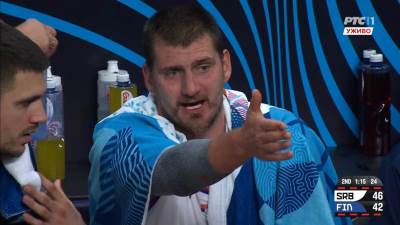  Nikola Jokić pobjesnio na klupi na meču protiv Finske 