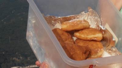   Zbog nehigijene i prljavštine zatvoren ilegalni pogon za proizvodnju krofnica u Crnoj Gori  