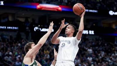  Denver doveo centra Mozesa Brauna  