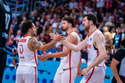  Šejn Larkin više neće igrati za Tursku  