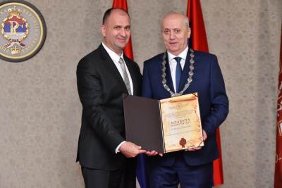  mtel dobio plaketu od  Univerziteta u Istočnom Sarajevu 