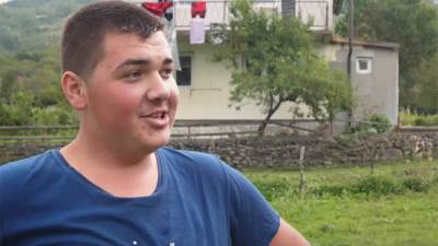  Tinejdžer Ahmed Malkoč o životu u BiH 