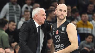  Nik Kalates na meti Olimpijakosa 