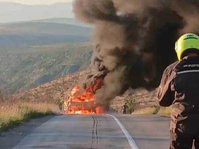  Zapalio se automobil na putu Stolac-Ljubinje 