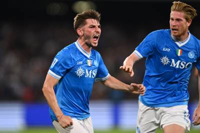  Bili Gilmor i Kevin de Brujne 