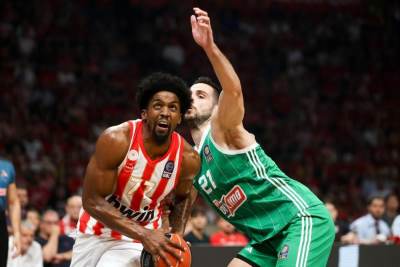  Olimpijakos osvojio Superkup Grčke pa prozvao Panatinaikos 