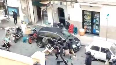  Sukob navijača Napolija i Sportinga 