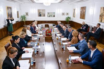  Počeo sastanak Minića i Stanivukovića  