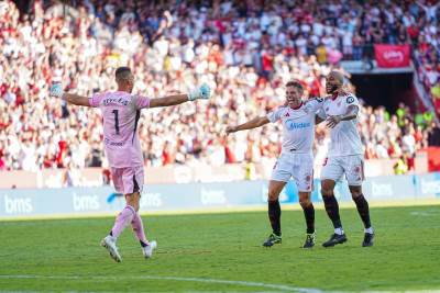  Primera Sevilja pobijedila Barselonu 4-1 