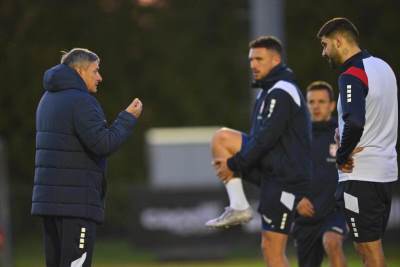  Četvorica fudbalera zakasnila na okupljanje Srbije 