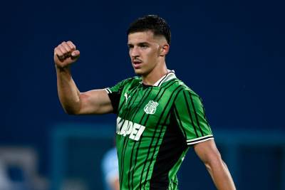  Juventus želi da vrati Tarika Muharemovića. 