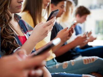  Google isztaživanje koliko mladi koristi ai 