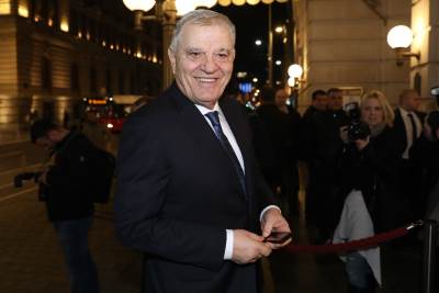  rade bogdanovic tomislav karadzic dobija platu u fss 