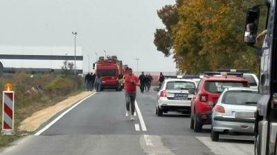  Prevrnuo se autobus pun putnika kod Sremske Mitrovice 