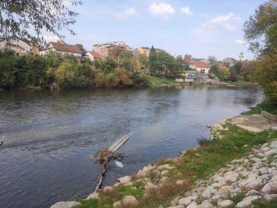  Dajak čamac potonuo u Vrbasu 