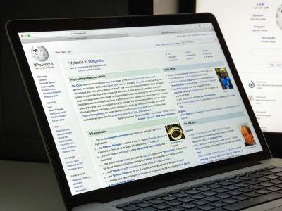  Wikipedia zbog AI bilježi pad posjeta 