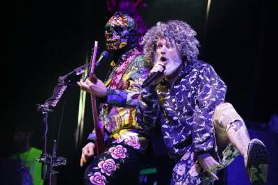  Preminuo basista Sem Rivers 