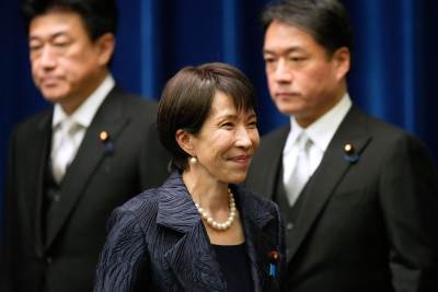  Sanae Takaichi, prva žena premijerka Japana 