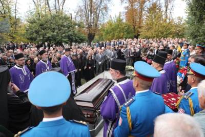   Sahranjen general Nebojša Pavković 