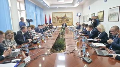  Vlada RS zasjeda u Brodu 