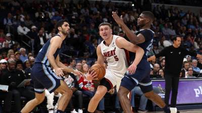  Nikola Jović dao 24 poena u pobjedi Majamija protiv Memfisa 