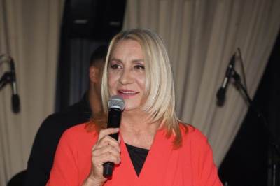  vesna zmijanac zapalila cigaru u sred koncerta 