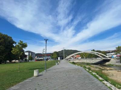  Pijan pucao iz automatske puške u Čelincu: 