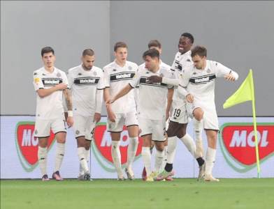  Kad igraju Javor i Partizan u Ivanjici 