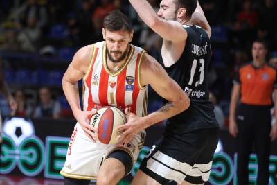  Uroš Plavšić napušta Crvenu zvezdu traži ga Unikaha  