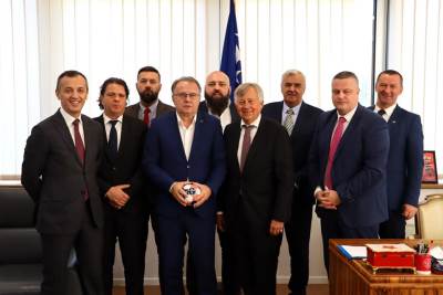  Predsjednik EHF-a poručio čelnicima RS BiH: Ako stvari ne budu funkcionisale, moraćemo vas suspendov 