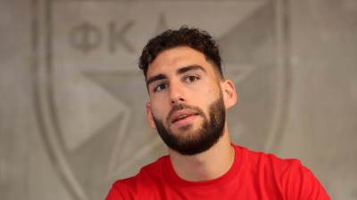  Nair Tiknizjan na pragu odlaska iz Crvene zvezde 