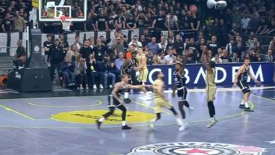  trojka vila klajburna za pobjedu na partizan barselona video 