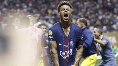  Dezire Due dobio priznanje Zlatni dečko 