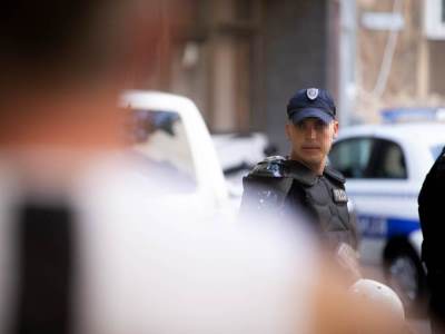  Djevojka iz BiH nožem napala policajca u Beogradu 