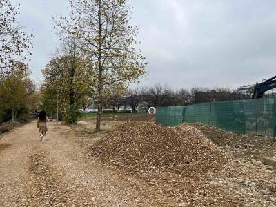  Šetalište uz Vrbas u Banjaluci pretvoreno u blatnjavi prolaz 