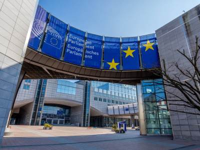  Evropska komisija mijenja sopstveni budžet kako bi spriječila pobunu u Parlamentu 