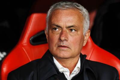  Fenerbahče dug Žoze Murinjo 