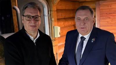  Dodik se sastao sa Vučićem 