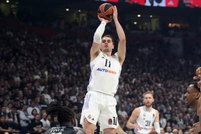  Španski novinari kritikuju Marija Hezonju 