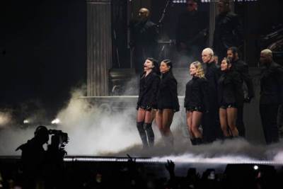  lady gaga pomagala djevojci u poblici 