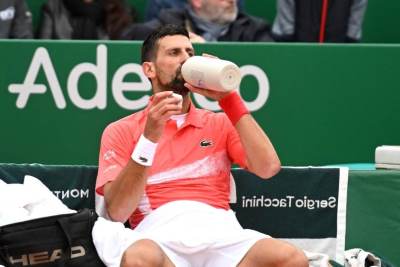  Novak Đoković se okupao u hladnom kanalu u Kopenhagenu 