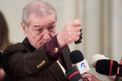  Điđi Bekali otkrio sastav FCSB protiv Crvene zvezde 