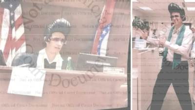  Sudija puštao muziku i nosio periku koja podsjeća na Elvisa Prislija 