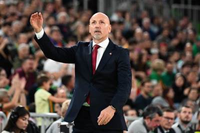  Ko igra za Crvenu zvezdu protiv Olimpijakosa  