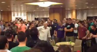  Navijači Panatinaikosa molili Željka Obradovića da ostane 