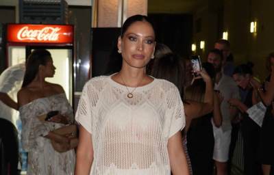  Mirka Vasiljević objavila sliku u glamuroznom izdanju 