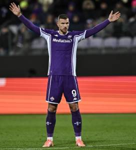  Edin Džeko žestoko opleo po navijačima Fiorentine 