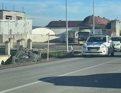  U sudaru kod Prijedora povrijeđeni muškarac i žena iz Laktaša 