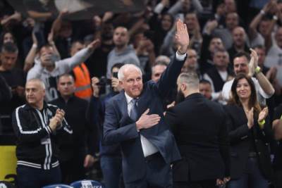  Grobari o Željku Obradoviću 