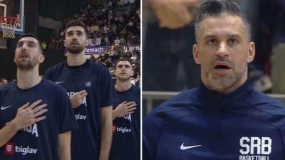  Navijači BiH zviždali himni Bože pravde 